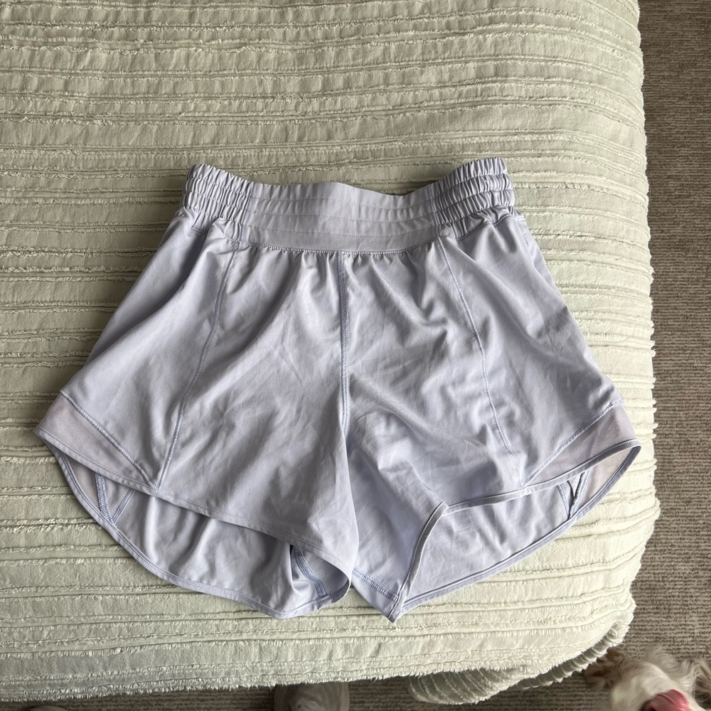 Lululemon Hotty Hot High-Rise Short 4”